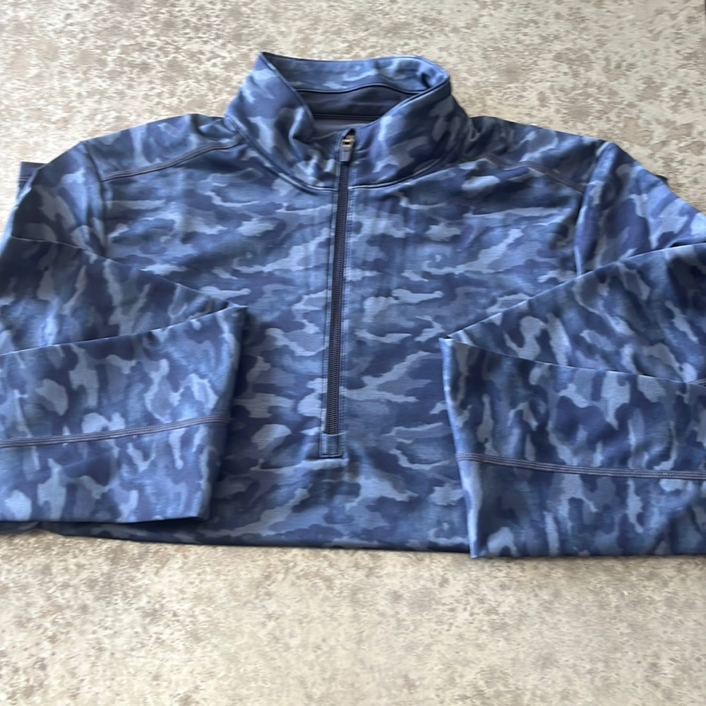 Men’s size medium, navy, camo zip up
